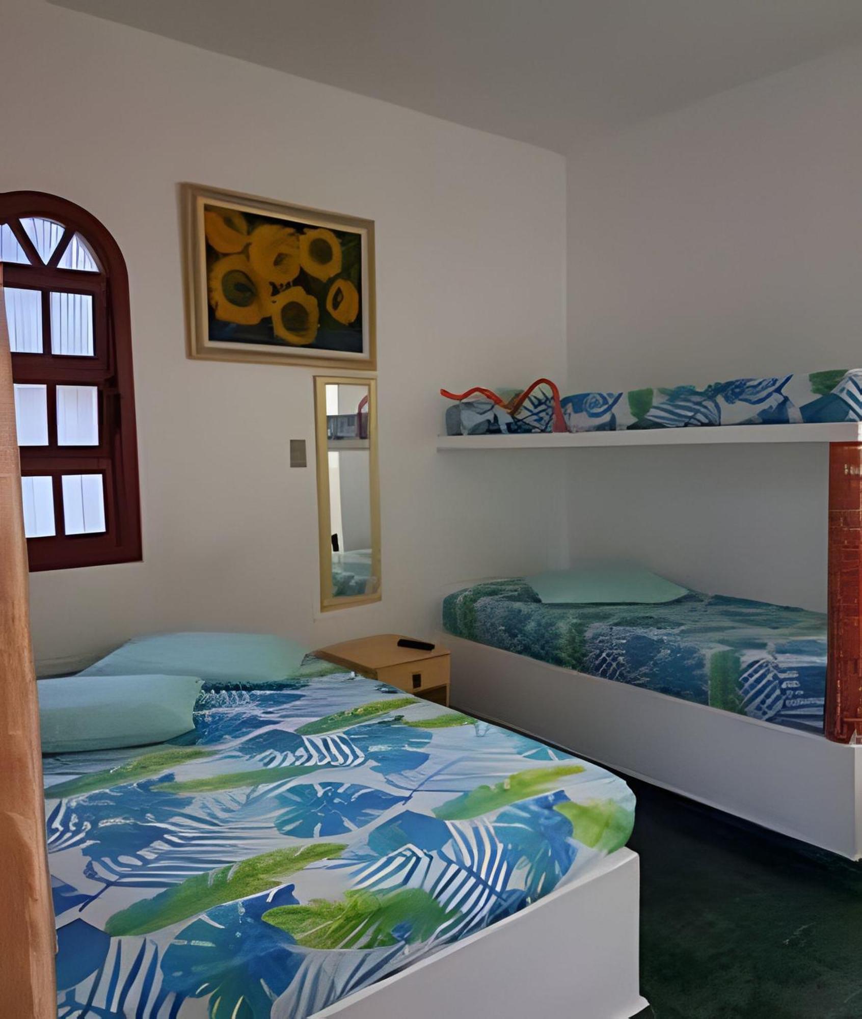 Chale Proximo A Praia Martim De Sa 卡拉瓜塔图巴 外观 照片